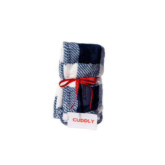 CUDDLY Navy & White Plaid Blanket CUDDLY
